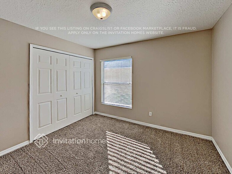 Building Photo - 1735 Creekwater Blvd