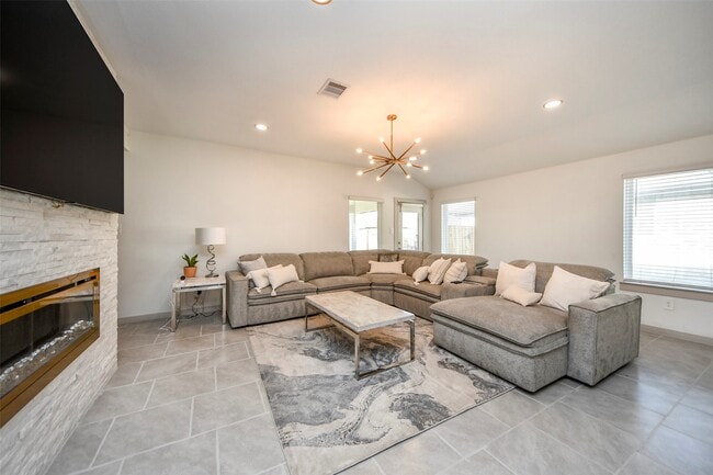 Building Photo - 28938 Yukon River Ct