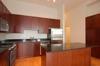 Kitchen - 1255 S State St