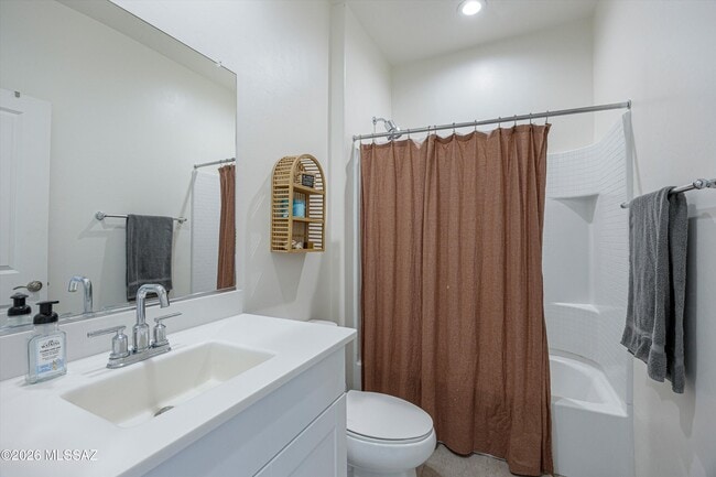 Building Photo - 958 W Calle Las Varitas