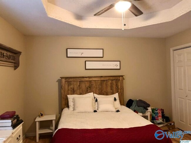 Building Photo - 348 Ariel Dr