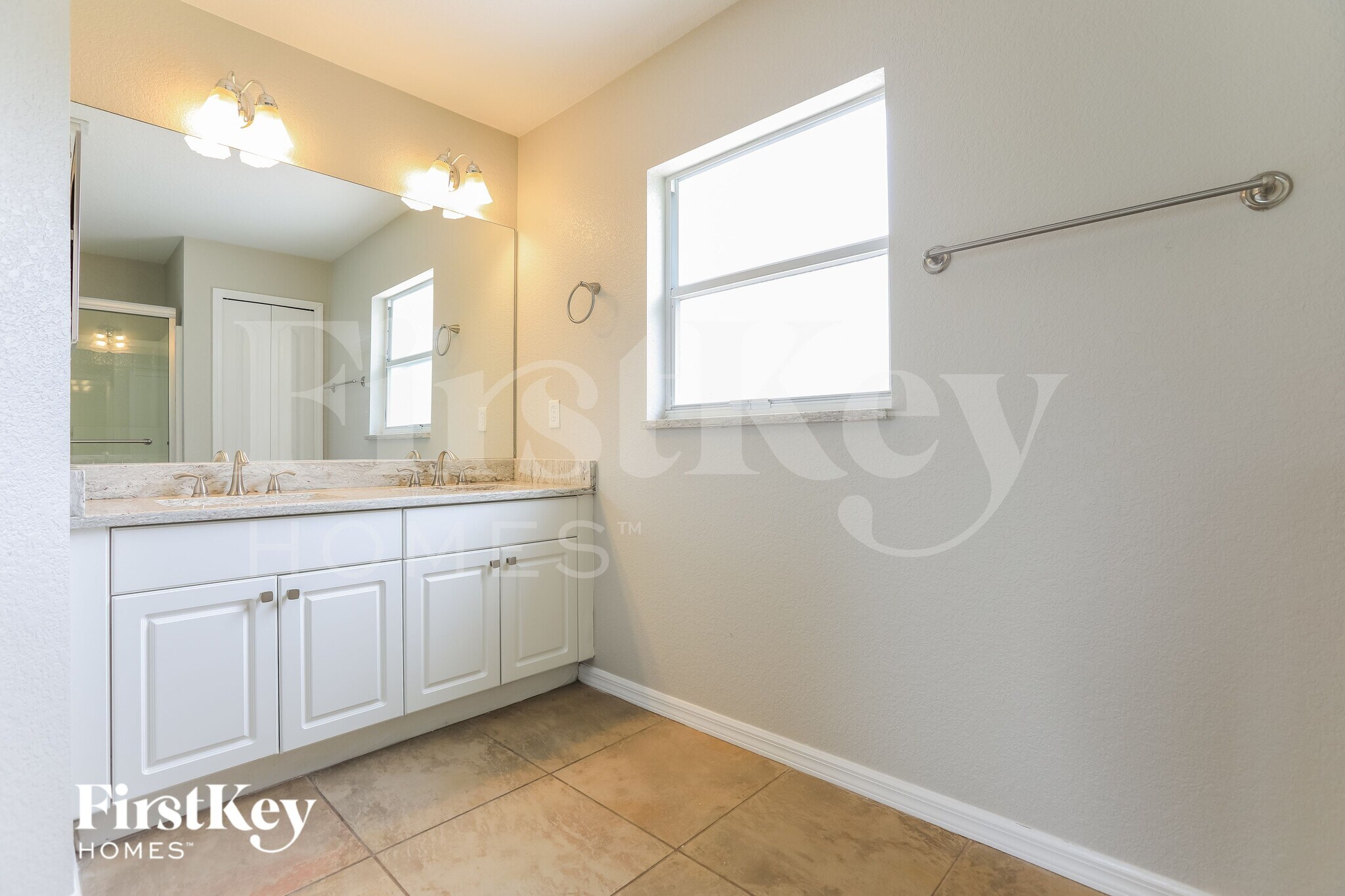 Building Photo - 1618 Purple Ln