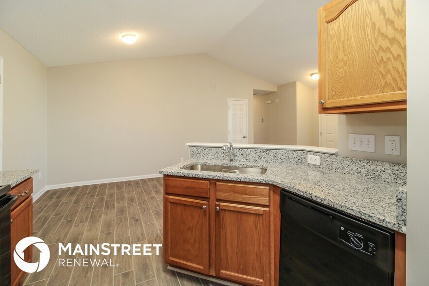 Building Photo - 3506 Throughbrook Ct