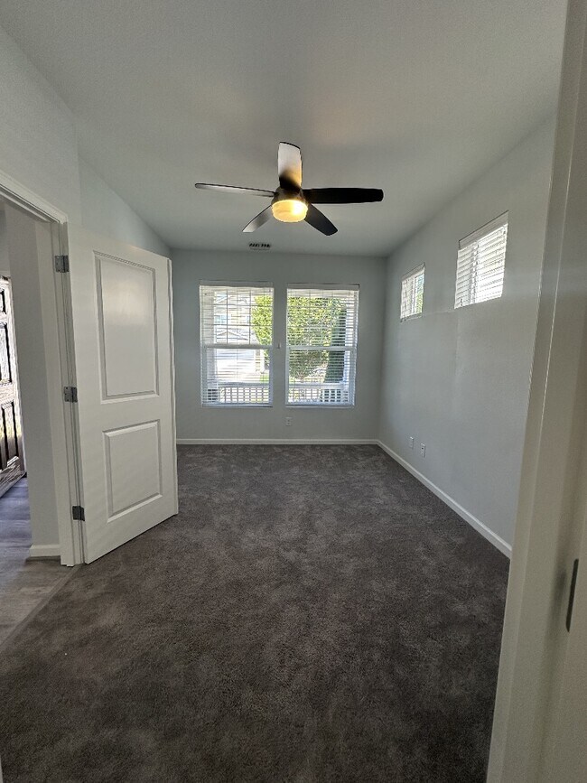 Building Photo - 27466 211th Ct SE