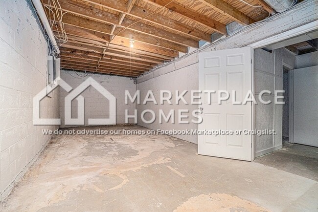 Building Photo - 3456 White Oak Ct