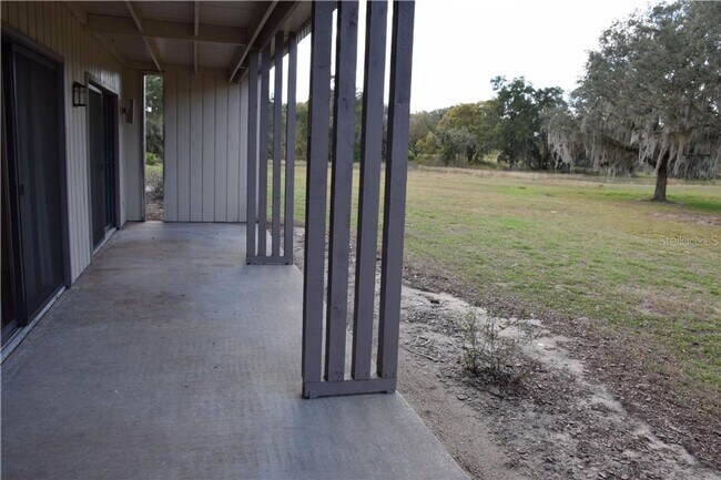 Building Photo - Beautiful 1-bedroom, 1-bath condo located in the Grenelefe community!