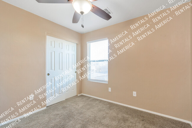 Building Photo - 2778 W Leafwing Dr