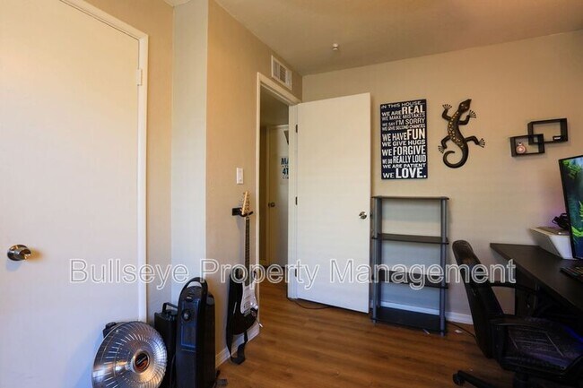 Building Photo - 3308 N 66th St