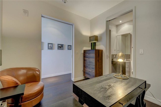 Building Photo - 210 Lavaca St