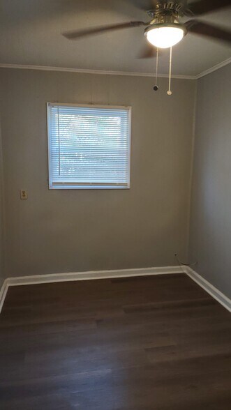 Building Photo - 726 Ben Hur Ave