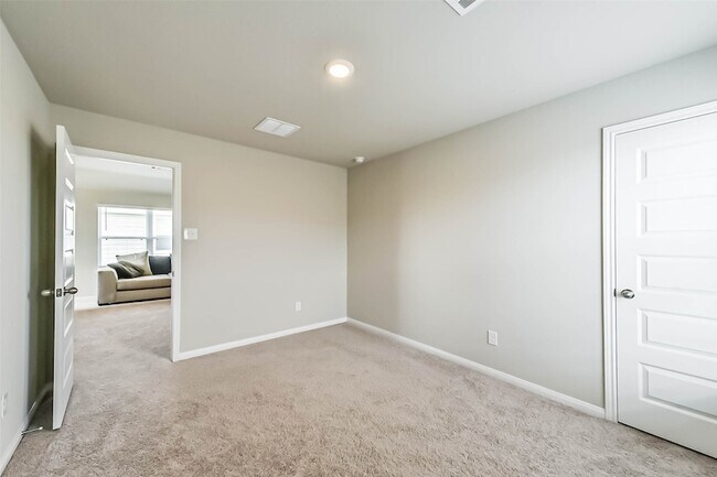 Building Photo - 4907 Luke Matthew Dr