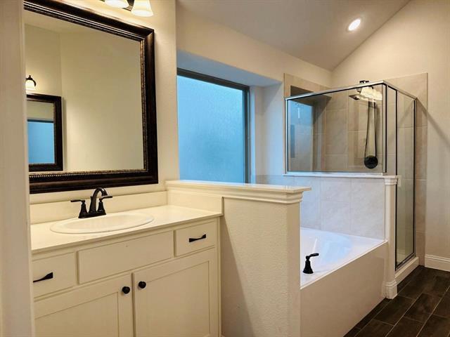 Building Photo - 4006 Cottontail Dr