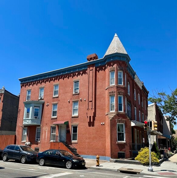 Building Photo - 500 N 34th St