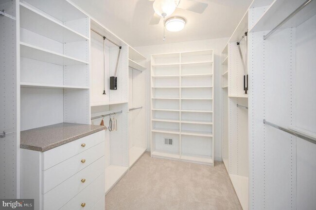 Building Photo - 13784 Charismatic Way