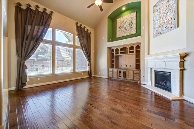 Building Photo - 28318 Wild Mustang Ln