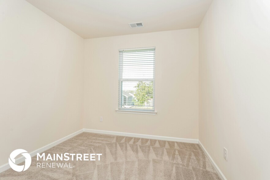 Building Photo - 150 Westcott St