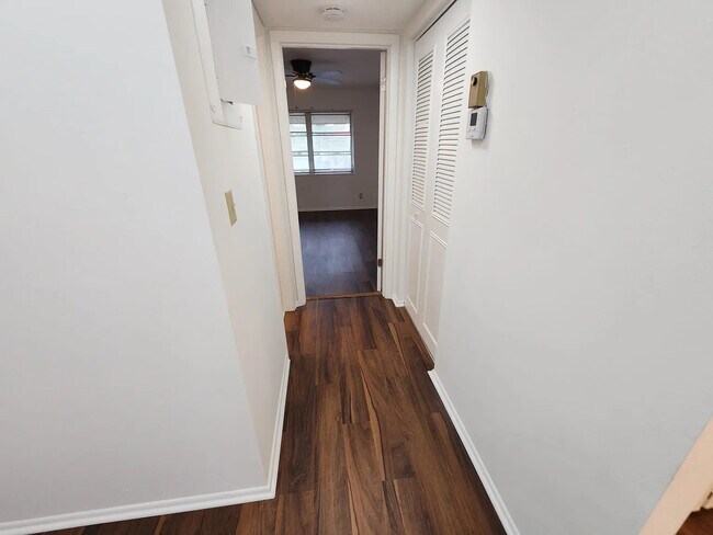 Building Photo - 3061 NW 47th Terrace