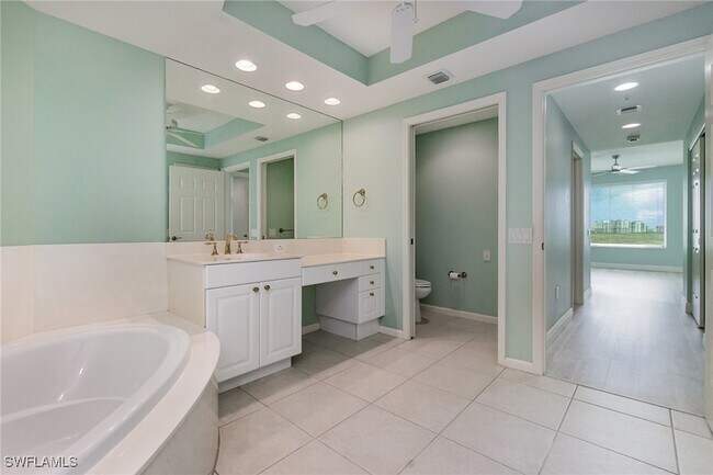 Building Photo - 455 Cove Tower Dr