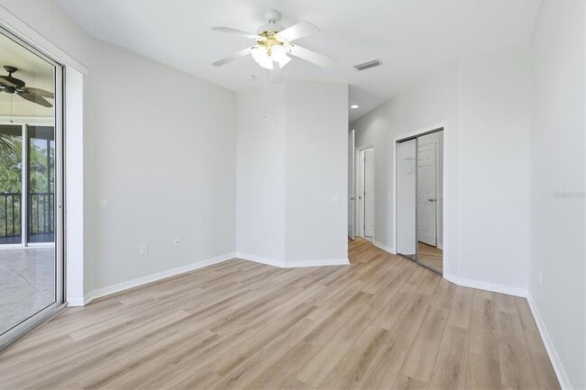 Building Photo - 4456 Streamside Ct