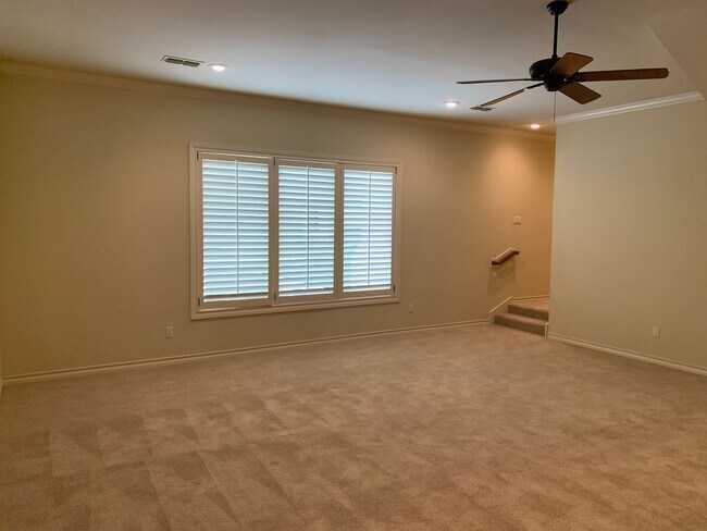 Building Photo - Luxury Garden Home In Tanglewood Terrace!!