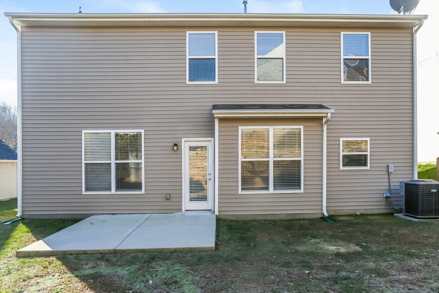 Building Photo - 12910 Rothe House Rd