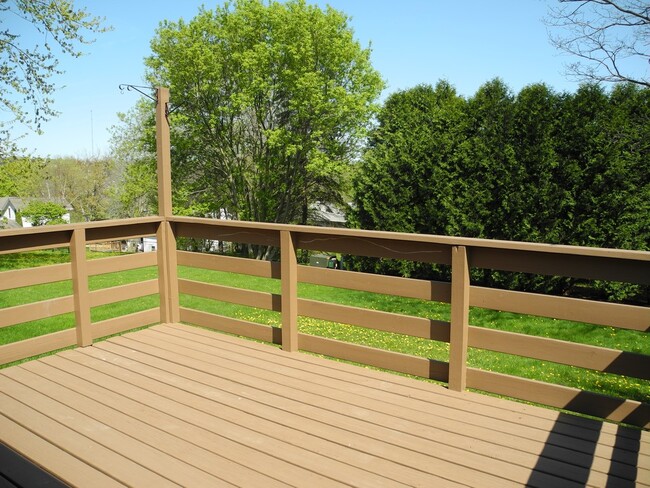 Building Photo - 6702 Jacobs Way
