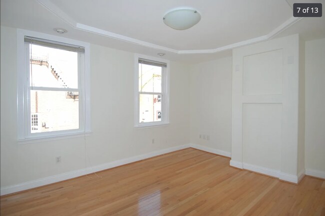 Building Photo - 110 S Wolfe St