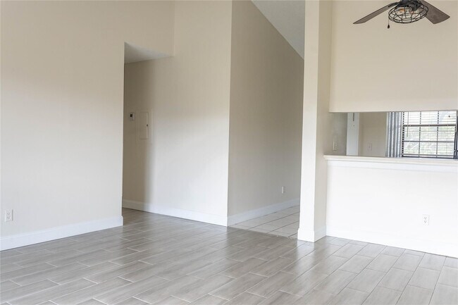 Building Photo - 11686 NW 39th St