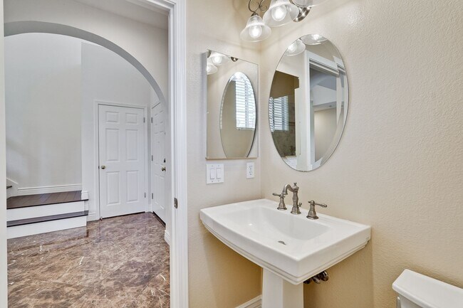 Building Photo - Luxury 5BR North San Jose Home | 2,680 Sq. Ft. | Minutes to BART, Levi's Stadium & Silicon Valley...
