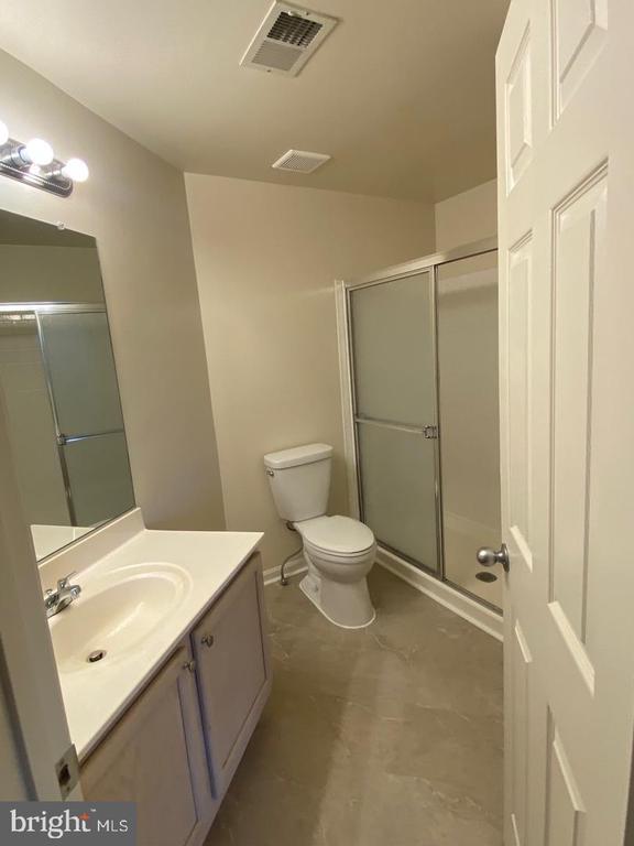 Building Photo - 20445 Chesapeake Square