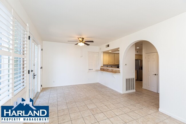 Building Photo - 3882 Creststone Pl