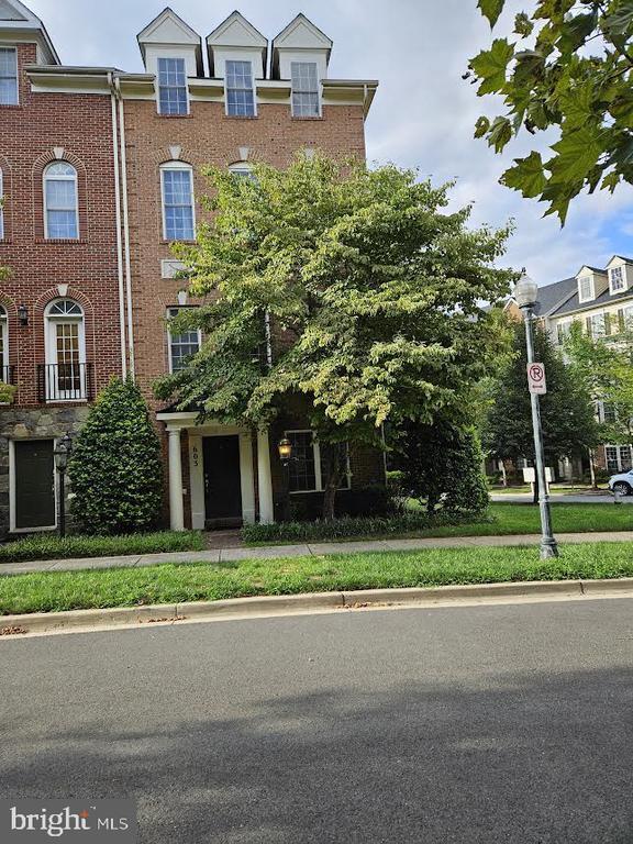 Building Photo - 603 Eden Pl