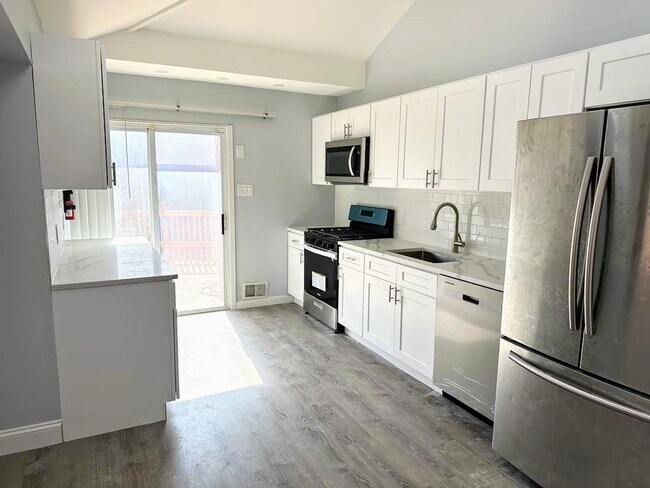 Building Photo - 106 Villa Ave
