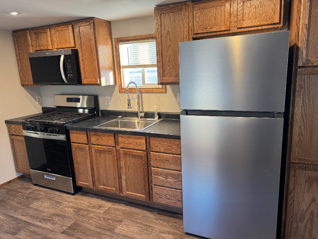 Building Photo - 4664 US-30