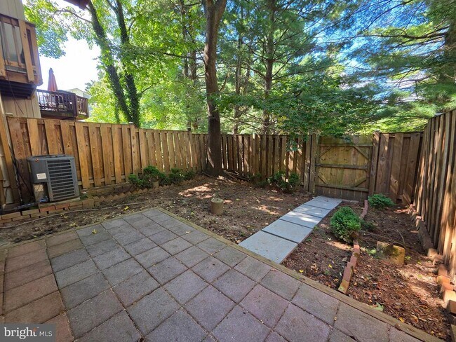 Building Photo - 18506 Eagles Roost Dr
