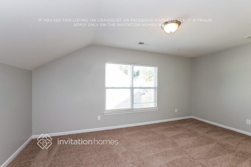 Building Photo - 13319 Pierre Reverdy Dr