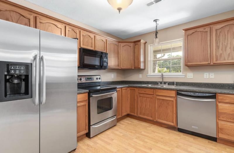 Building Photo - 125 Ridgeview Dr