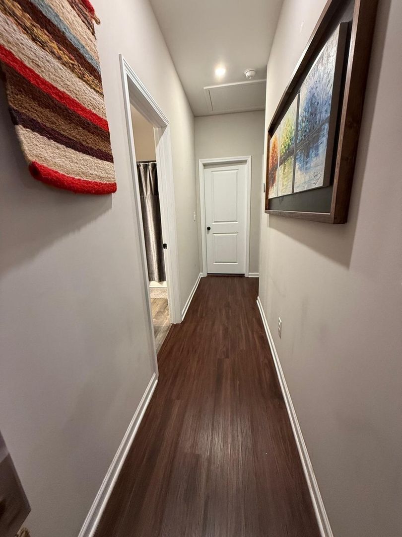 Building Photo - 332 Ox Bow Cir