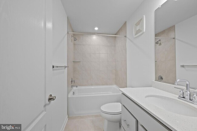 Building Photo - 9942 -A Count Fleet Cres