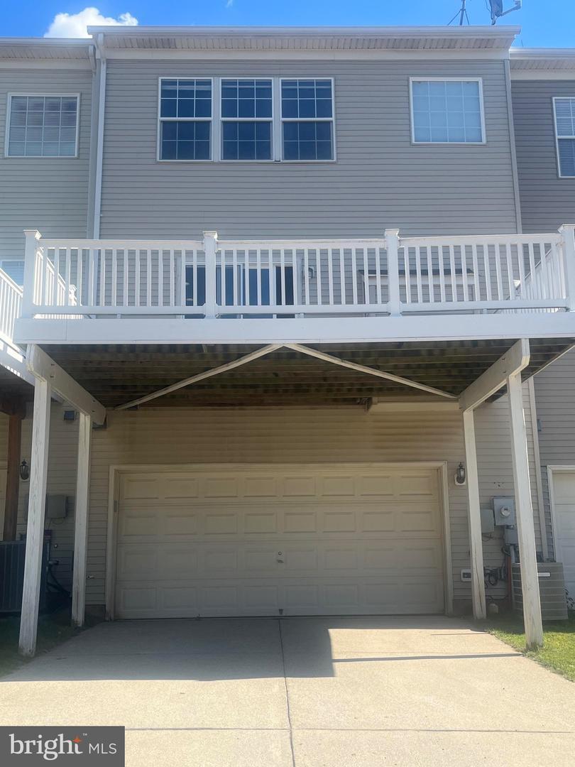 Building Photo - 44259 Huron Ter