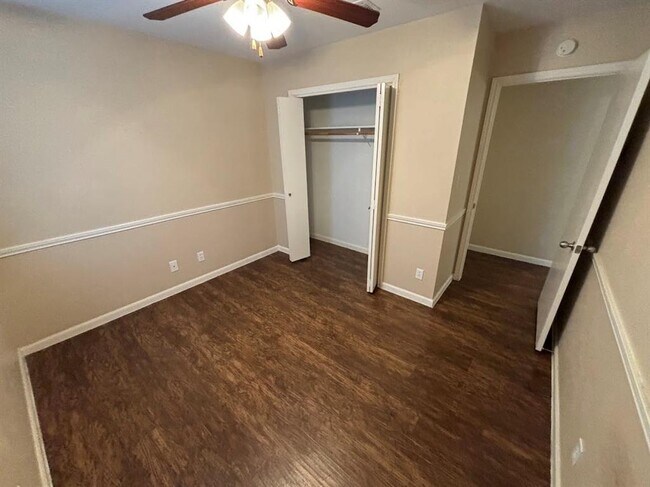 Building Photo - 2607 Howellwood Wy