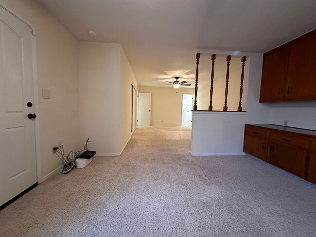 Building Photo - Wonderful Home For Rent!
