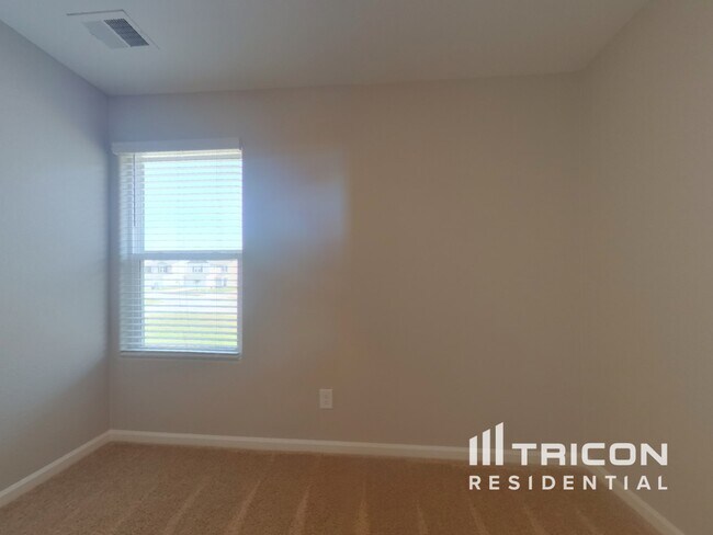 Building Photo - 312 Sundew Rd