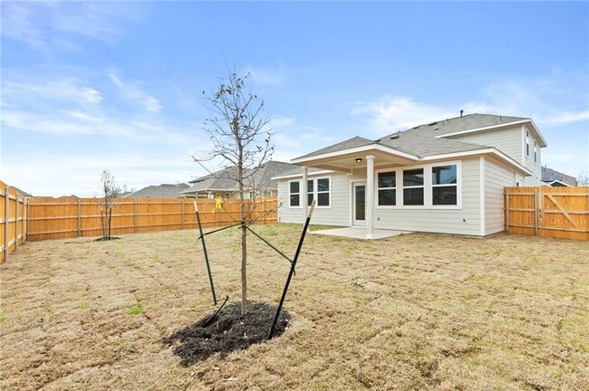 Building Photo - 1607 Denesa Dr