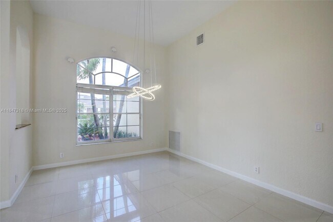 Building Photo - 2536 Eagle Run Ct