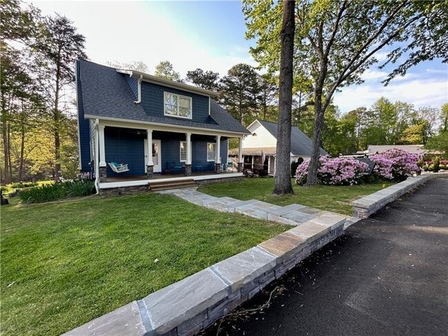 Building Photo - 4060 Merritt Dr