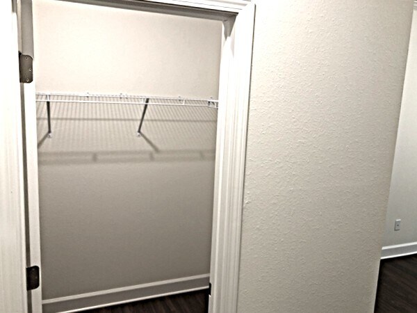 Building Photo - 3021 Eagle Bluff Way