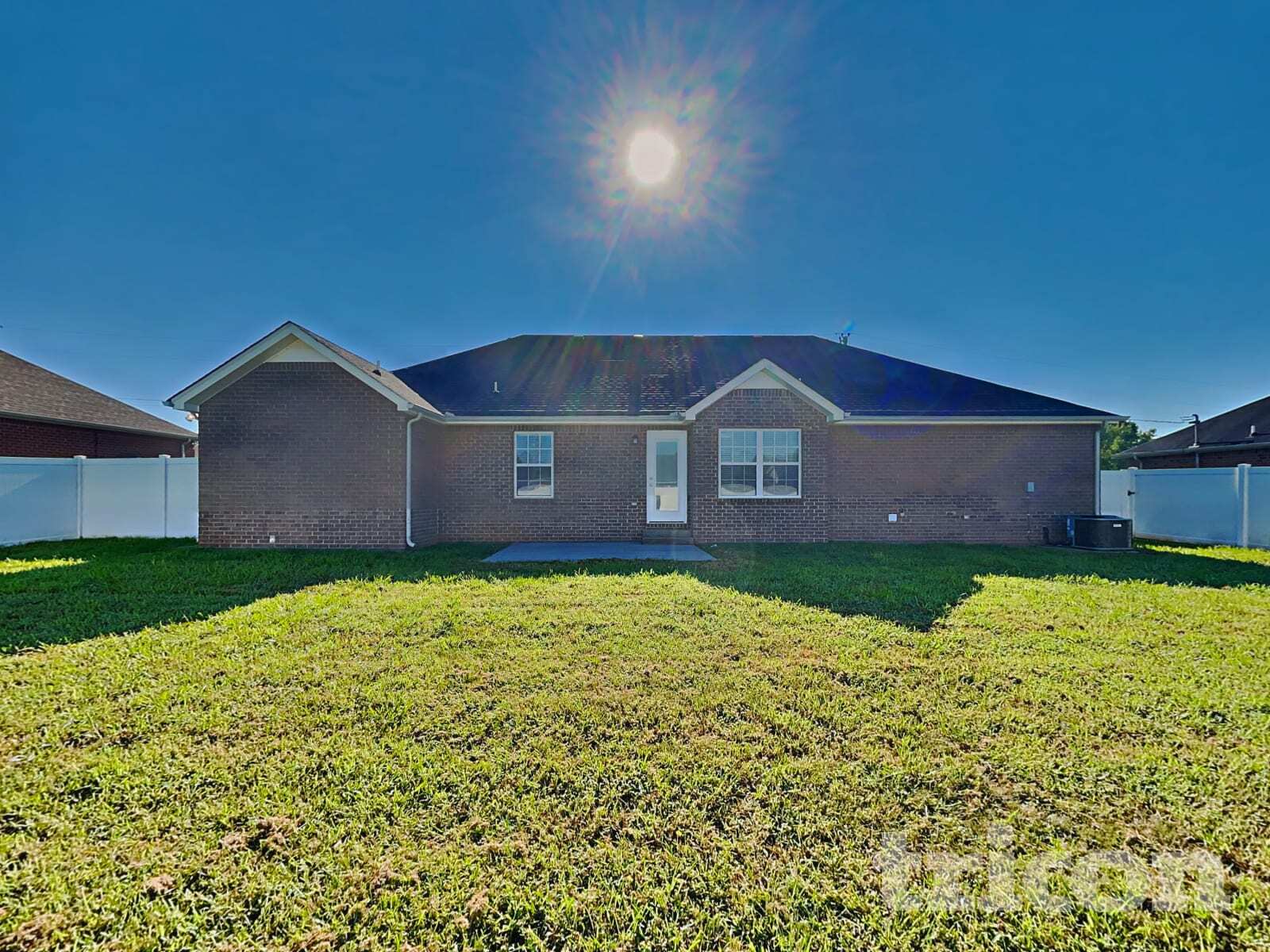 Building Photo - 7029 Bridgewater Dr