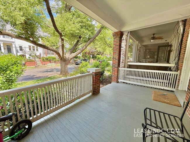 Building Photo - 2215 39th St NW