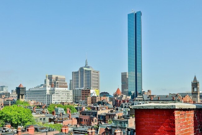 Building Photo - 295-297-297 Beacon St